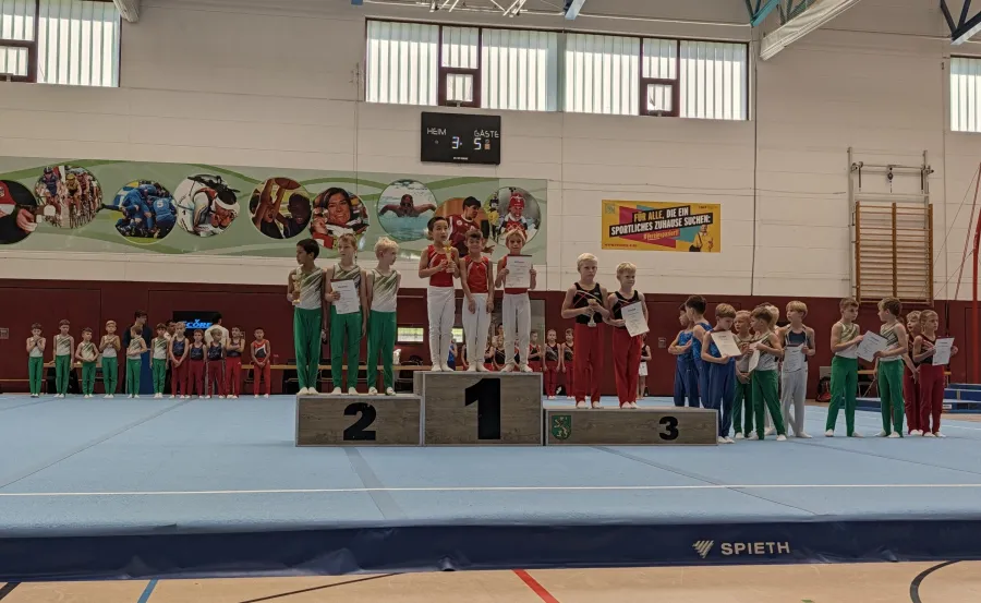 Erfolgreicher Turn Talente Pokal für die männlichen Leistungsturner
